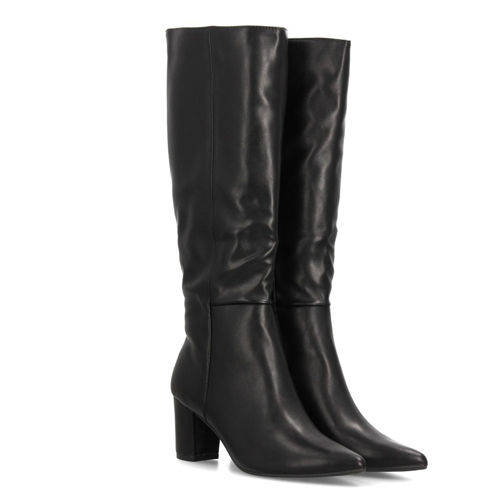 Botas Efecto Ante con Tacón Negro · FZ556