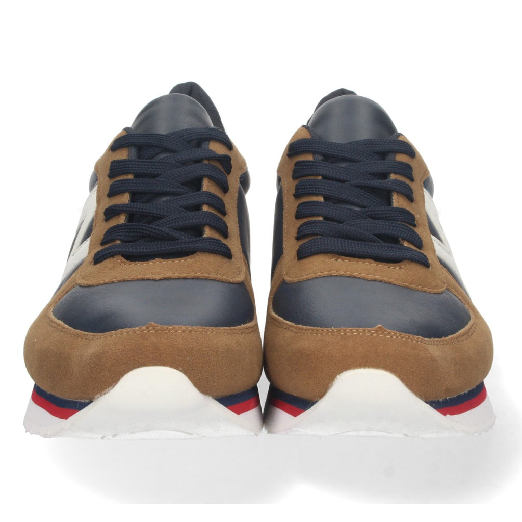 EV920-Camell